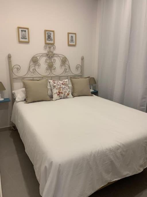 Apartamento En Centro Historico Cerca De La Playa Appartamento Cadice Esterno foto